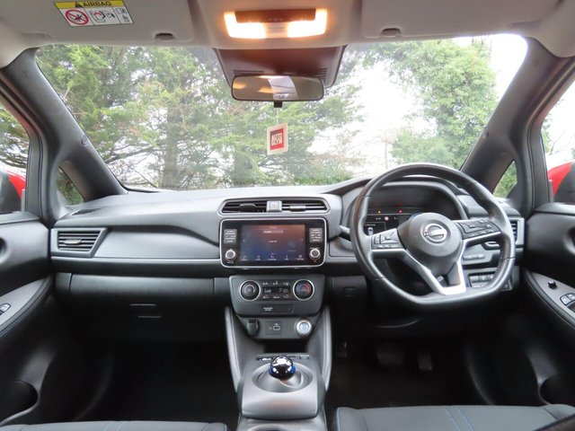 2022 NISSAN LEAF - Photo 7