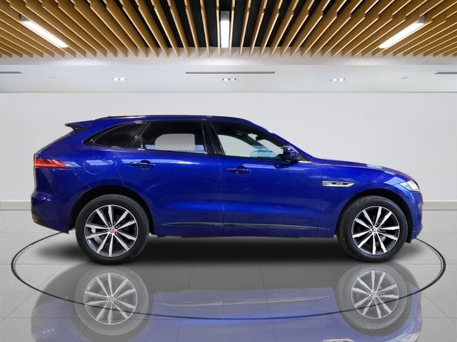 2019 Jaguar F-Pace 2L R-Sport 5dr - Photo 9