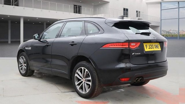 2020 Jaguar F-Pace 2L R-Sport 5dr - Photo 9