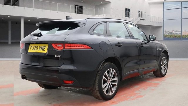 2020 Jaguar F-Pace 2L R-Sport 5dr - Photo 10