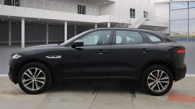 2020 Jaguar F-Pace 2L R-Sport 5dr - Photo 12