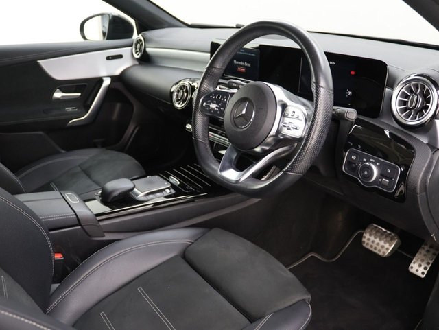 2021 Mercedes-Benz A Class 1.3L Amg Line Edition 5dr - Photo 10