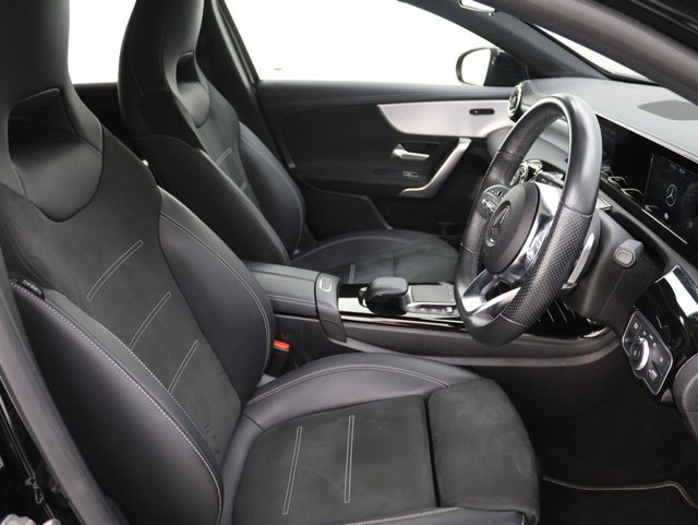 2021 Mercedes-Benz A Class 1.3L Amg Line Edition 5dr - Photo 12