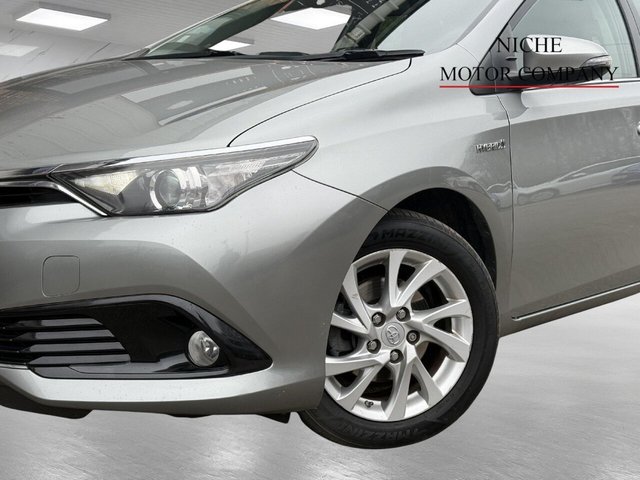 2018 TOYOTA AURIS - Photo 9