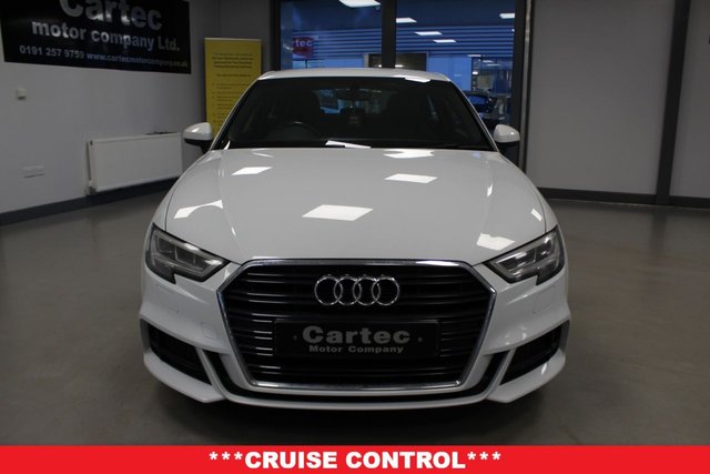 2017 Audi A3 1.6L S Line 3dr - Photo 3
