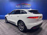 USED 2018 18 JAGUAR F-PACE 2.0 D180 R-Sport SUV 5dr Diesel Auto AWD Euro 6 (s/s) (180 ps) Full service history Low tax Low insurance cost Air con Electric windows SunroofStop start feature 12 months MOT