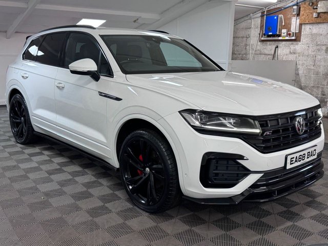 2018 VOLKSWAGEN TOUAREG 3.0 TDI V6 R-Line Tech SUV 5dr Diesel Tiptronic 4Motion Euro 6 (s/s) (286 ps) - Photo 11