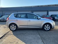 USED 2012 12 KIA CEED 1.6 2 Hatchback 5dr Petrol Auto Euro 5 (124 bhp) AUTO + LOW MILES 18K + 1 OWNER + CRUISE + FSH + AC