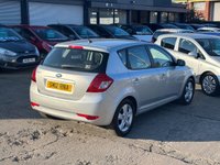 USED 2012 12 KIA CEED 1.6 2 Hatchback 5dr Petrol Auto Euro 5 (124 bhp) AUTO + LOW MILES 18K + 1 OWNER + CRUISE + FSH + AC