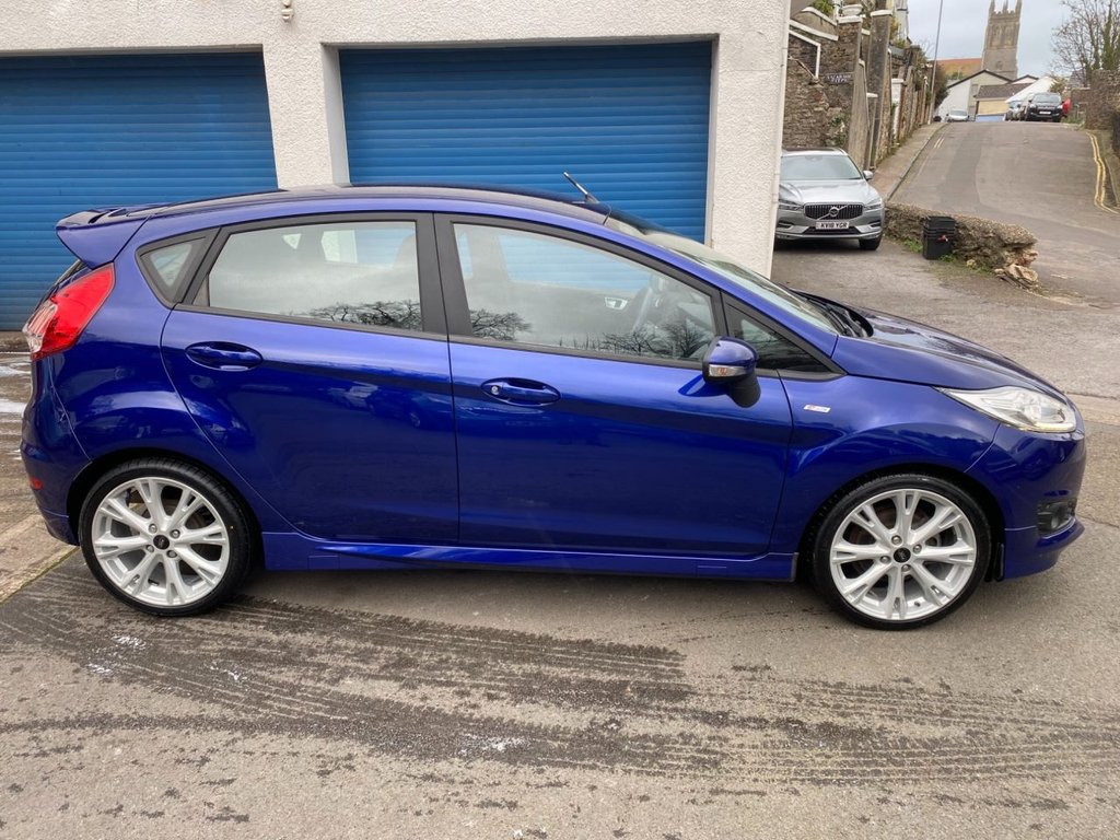 USED 2017 17 FORD FIESTA 1.0T EcoBoost ST-Line Hatchback 5dr Petrol Manual Euro 6 (s/s) (140 ps) BEST COLOUR