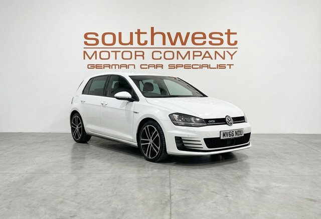 View our VOLKSWAGEN GOLF