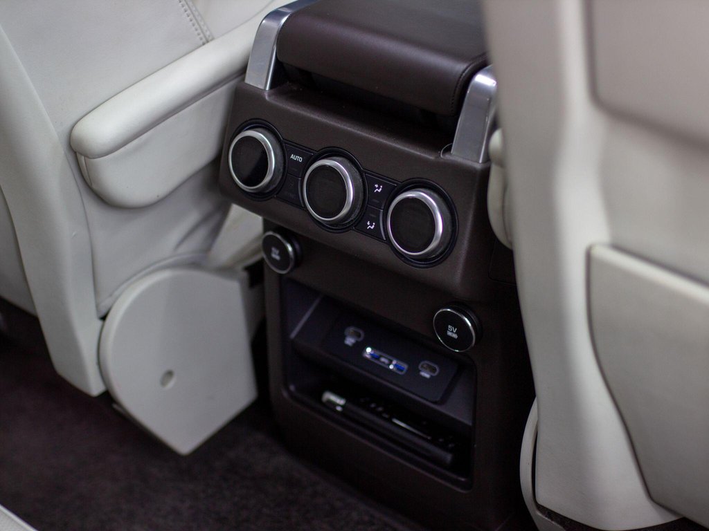 USED 2019 69 LAND ROVER DISCOVERY 3.0 SD V6 HSE Luxury Auto 4WD Euro 6 (s/s) 5dr ELEC TOW|360CAM|FRIDGE|HUD|TVs