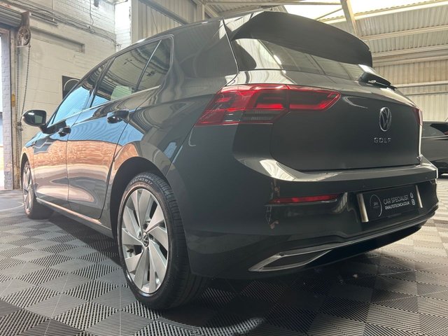 2021 VOLKSWAGEN GOLF - Photo 8