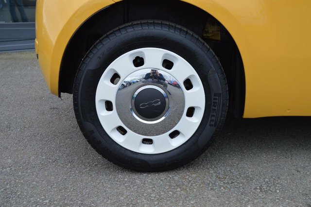 2014 FIAT 500 1.2 Colour Therapy Hatchback 3dr Petrol Manual Euro 6 (s/s) (69 bhp) - Photo 9