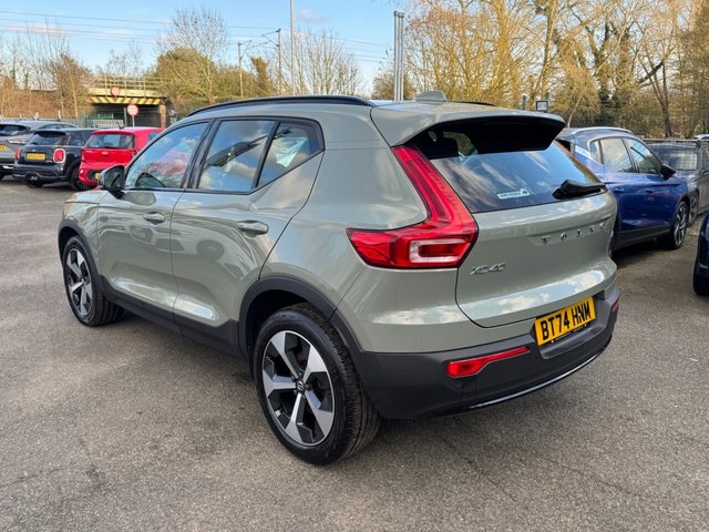 2024 Volvo Xc40 2L Plus Dark 5dr - Photo 3