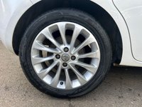 USED 2016 66 VAUXHALL CORSA 1.4i ecoFLEX SE Hatchback 5dr Petrol Manual Euro 6 (90 ps) HEATED SEATS + LOW MILEAGE + PARKING SENSORS + SE REFINEMENTS