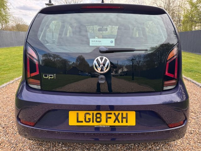 2018 VOLKSWAGEN UP! - Photo 8