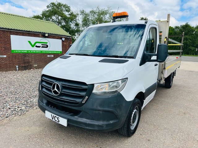 View our Mercedes-Benz Sprinter 2.0 315 CDI Progressive Chassis Cab 2dr Diesel Manual RWD L3 Euro 6 (s/s) (150 ps)