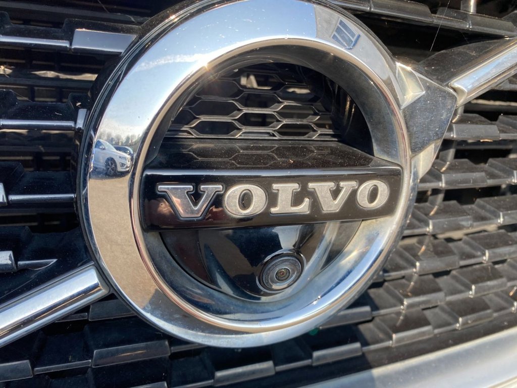 USED 2019 19 VOLVO XC60 2.0 D5 PowerPulse R-Design Pro SUV 5dr Diesel Auto AWD Euro 6 (s/s) (235 ps) HEATED SEATES, NAVIGATION, DAB