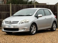 USED 2010 10 TOYOTA AURIS 1.6 Auris TR Valvematic 5dr Climate Control