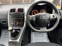 USED 2010 10 TOYOTA AURIS 1.6 Auris TR Valvematic 5dr Climate Control