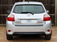 USED 2010 10 TOYOTA AURIS 1.6 Auris TR Valvematic 5dr Climate Control