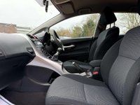 USED 2010 10 TOYOTA AURIS 1.6 Auris TR Valvematic 5dr Climate Control