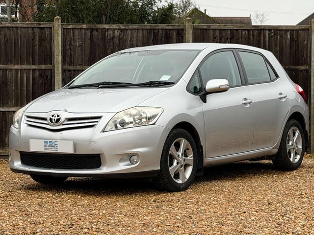 2010 Toyota Auris - Photo 2