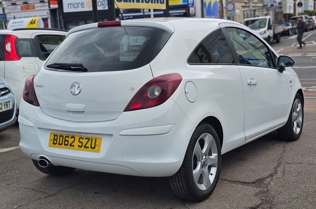 2012 VAUXHALL CORSA - Photo 12