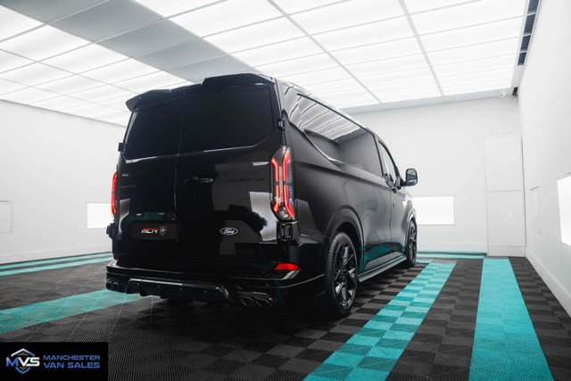 2025 Ford Transit Custom 2L Limited 5dr - Photo 7