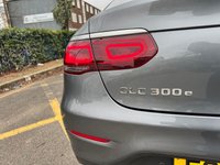 USED 2022 22 MERCEDES-BENZ GLC 2.0 GLC300e 13.5kWh AMG Line Coupe 5dr Petrol Plug-in Hybrid G-Tronic+ 4MATIC Euro 6 (s/s) (333 ps) 