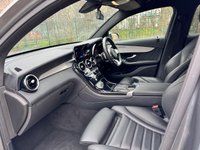 USED 2022 22 MERCEDES-BENZ GLC 2.0 GLC300e 13.5kWh AMG Line Coupe 5dr Petrol Plug-in Hybrid G-Tronic+ 4MATIC Euro 6 (s/s) (333 ps) 