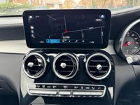 USED 2022 22 MERCEDES-BENZ GLC 2.0 GLC300e 13.5kWh AMG Line Coupe 5dr Petrol Plug-in Hybrid G-Tronic+ 4MATIC Euro 6 (s/s) (333 ps) 