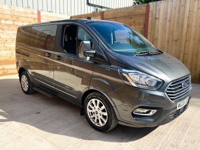 View our FORD TOURNEO CUSTOM