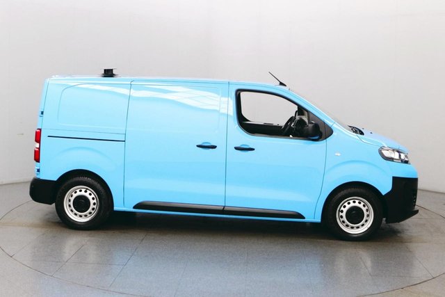2022 VAUXHALL Vivaro Electric - Photo 11