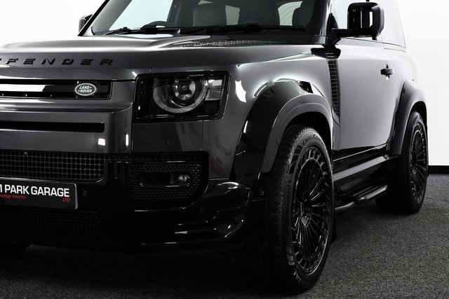 USED 2021 21 LAND ROVER DEFENDER 90 5.0 P525 V8 SUV 3dr Petrol Auto 4WD Euro 6 (s/s) (525 ps) Bespoke | ED/Towbar | PanRoof