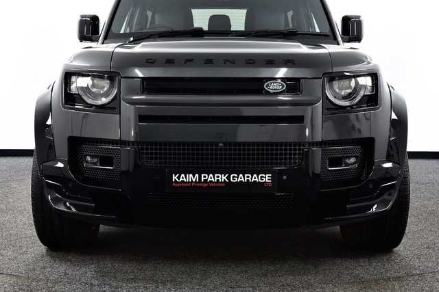 USED 2021 21 LAND ROVER DEFENDER 90 5.0 P525 V8 SUV 3dr Petrol Auto 4WD Euro 6 (s/s) (525 ps) Bespoke | ED/Towbar | PanRoof
