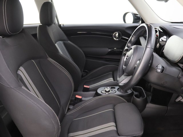 2021 MINI Electric Hatch - Photo 12