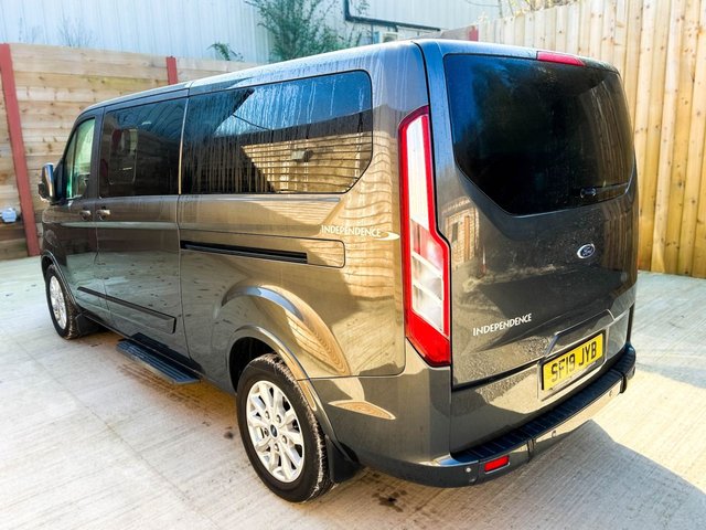 2019 FORD TOURNEO CUSTOM - Photo 9