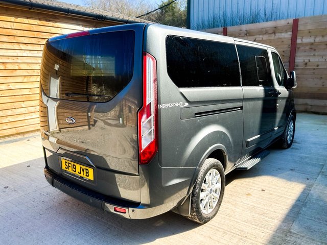 2019 FORD TOURNEO CUSTOM - Photo 8