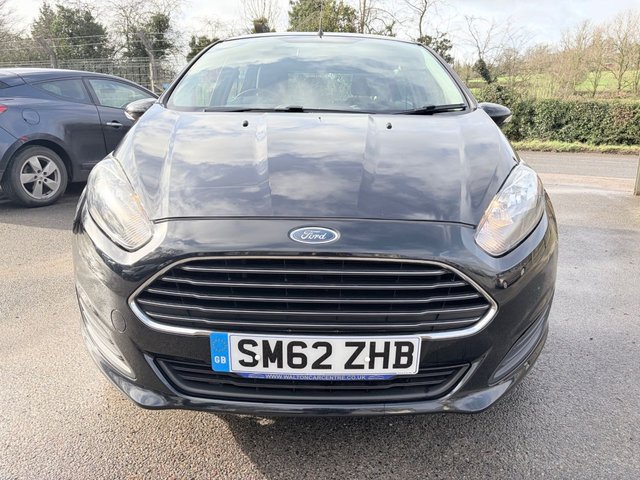 2013 Ford Fiesta 1.5L Style 5dr - Photo 2