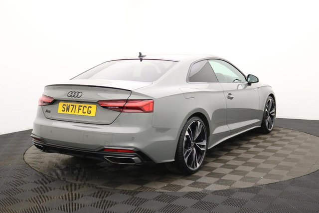 2022 Audi A5 2L Black Edition 2dr - Photo 5