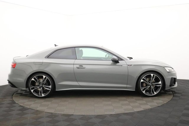 2022 Audi A5 2L Black Edition 2dr - Photo 2