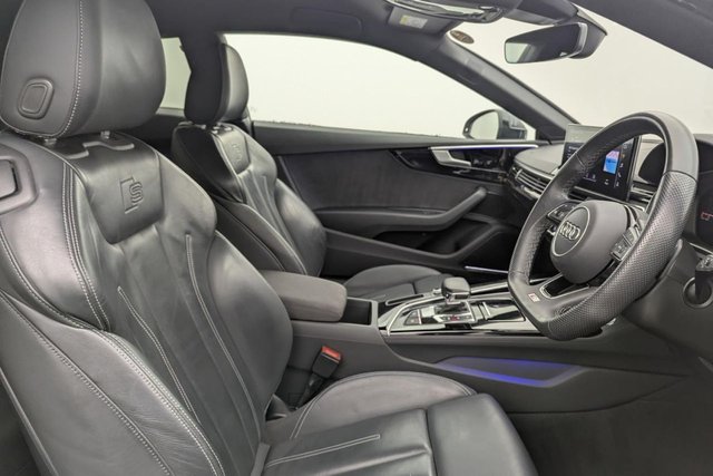 2022 Audi A5 2L Black Edition 2dr - Photo 3