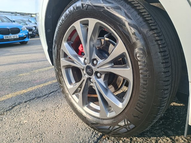 2020 FORD KUGA 1.5T EcoBoost ST-Line First Edition SUV 5dr Petrol Manual Euro 6 (s/s) (150 ps) - Photo 11
