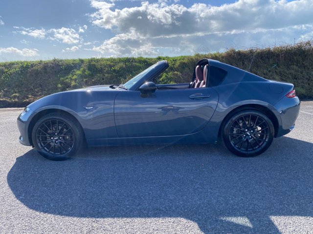 View our MAZDA MX-5
