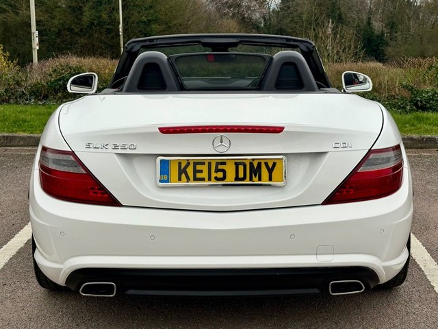 2015 MERCEDES-BENZ SLK 2.1 SLK250 CDI AMG Sport Convertible 2dr Diesel G-Tronic+ Euro 5 (s/s) (204 ps) - Photo 12