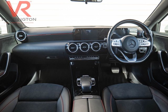 2019 Mercedes-Benz A-CLASS - Photo 2