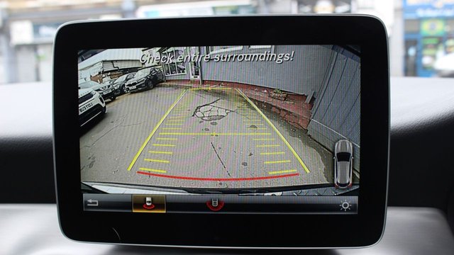 2019 MERCEDES-BENZ GLA (2019) - Photo 10