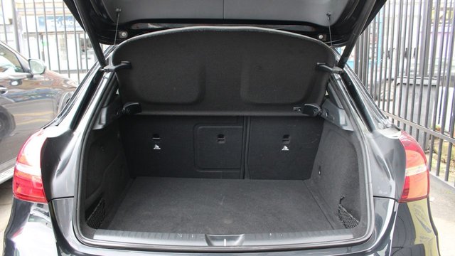 2019 MERCEDES-BENZ GLA (2019) - Photo 6